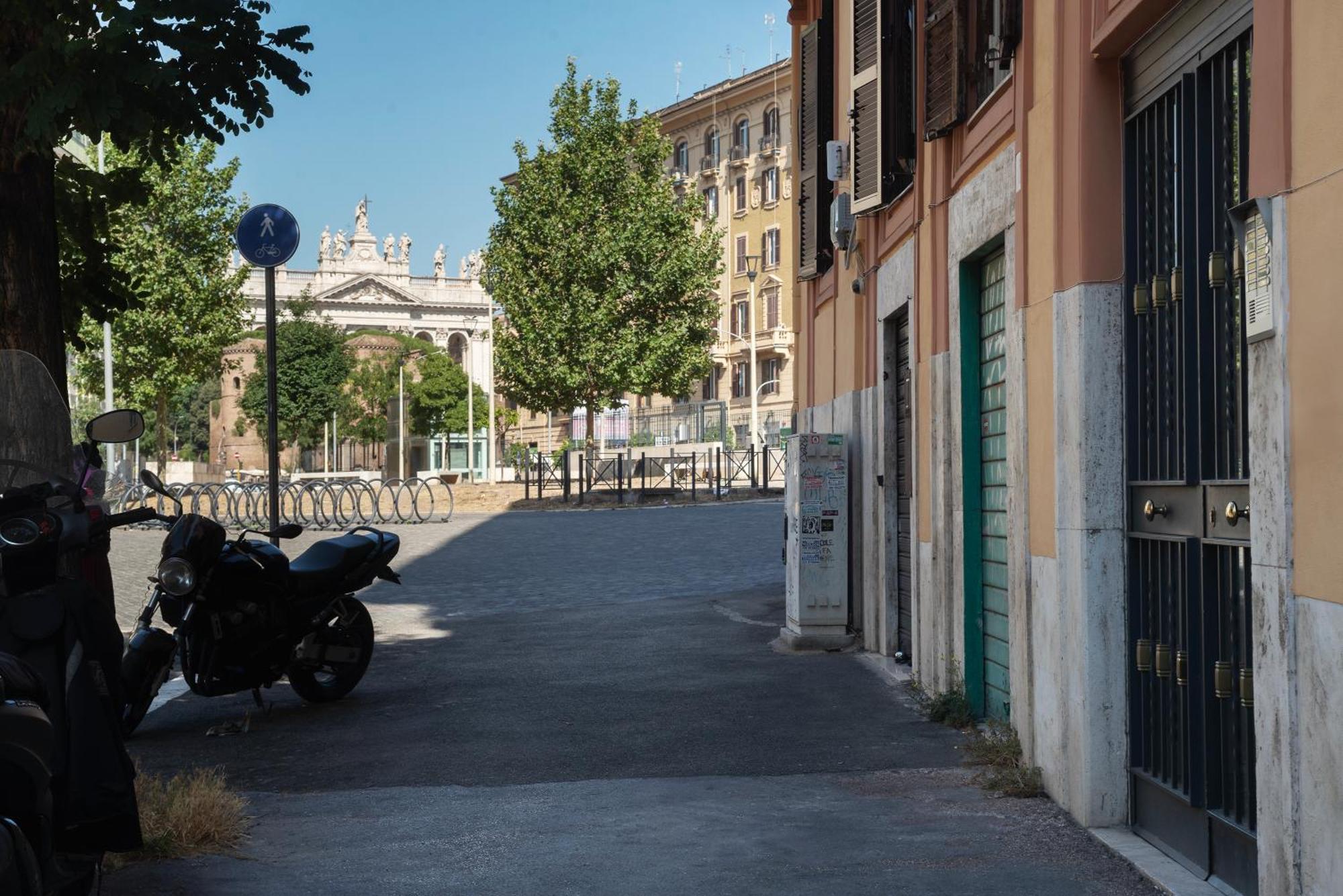 Mm San Giovanni Apartment ローマ エクステリア 写真